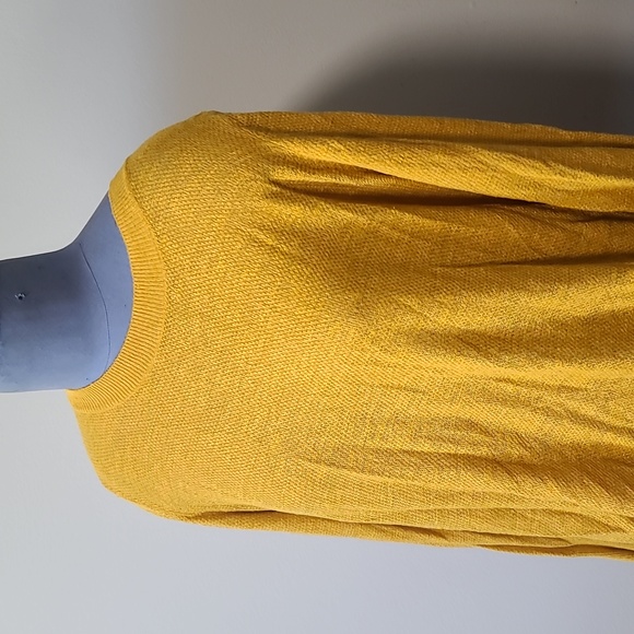 Banana Republic - Picture 2 of 6